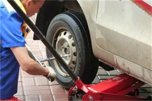 红塔附近拖车24小时服务热线电话